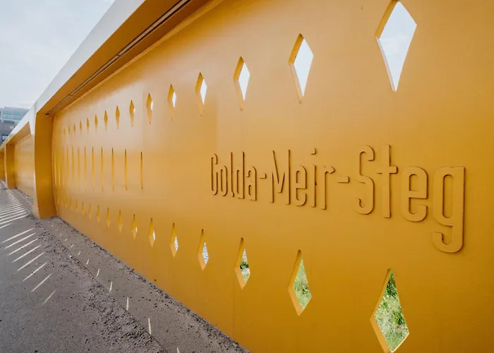 Homely - New Build , Near River , Main Station , Family & Business * ベルリン