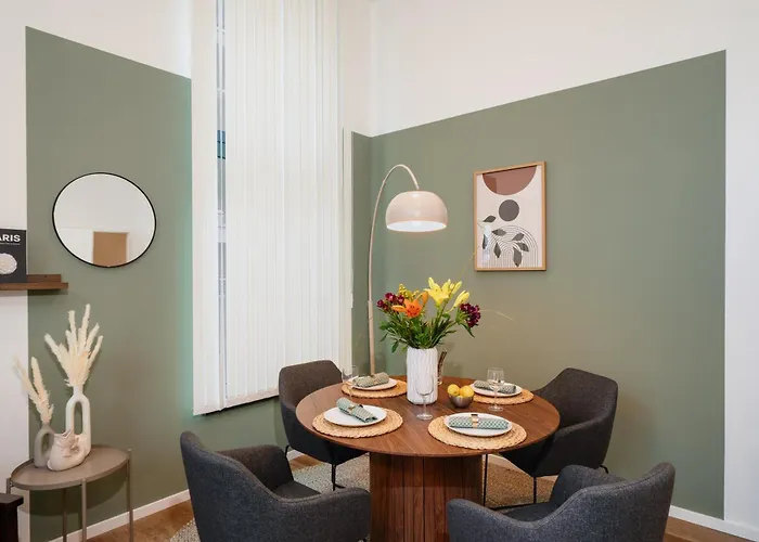 Homely - New Build , Near River , Main Station , Family & Business ベルリン