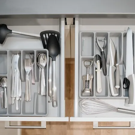 公寓 Homely - New Build , Near River , Main Station , Family & Business