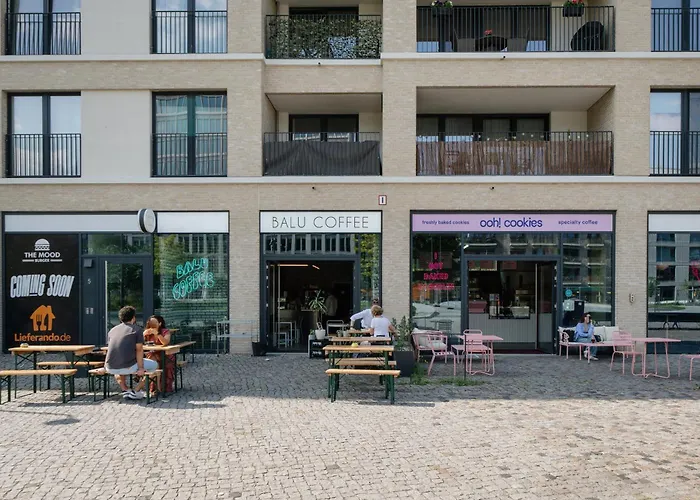 Apartamento Homely - New Build , Near River , Main Station , Family & Business