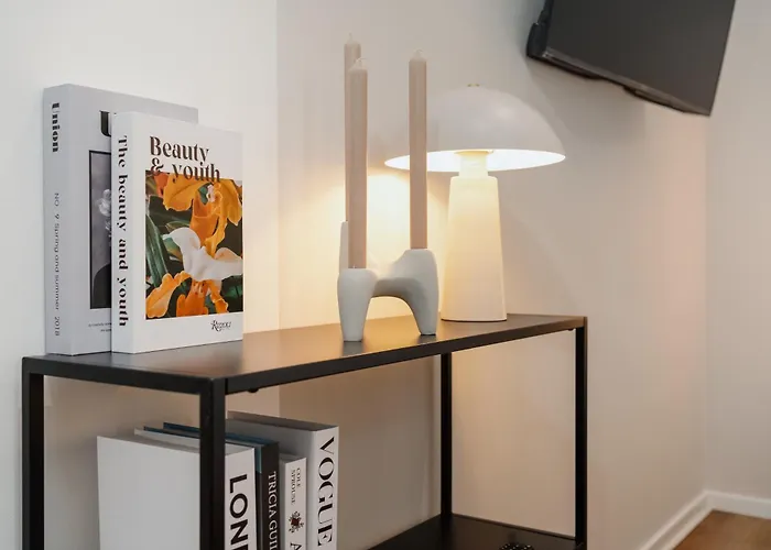 Apartamento Homely - New Build , Near River , Main Station , Family & Business Berlim