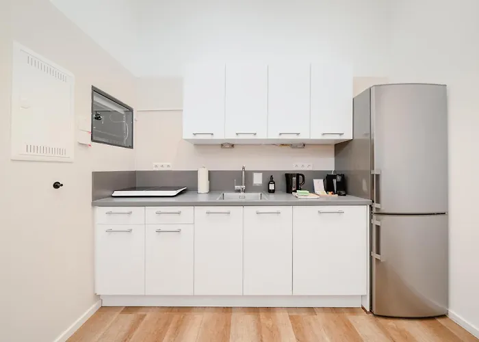 Homely - New Build , Near River , Main Station , Family & Business Apartamento Berlim