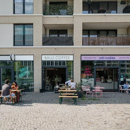 Appartement Homely - New Build , Near River , Main Station , Family & Business