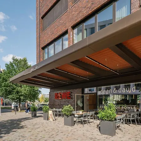 Homely - New Build , Near River , Main Station , Family & Business Appartement
