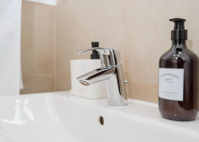 アパート Homely - New Build , Near River , Main Station , Family & Business *